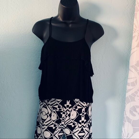 Full tilt black crop top Size Medium - Picture 3 of 8